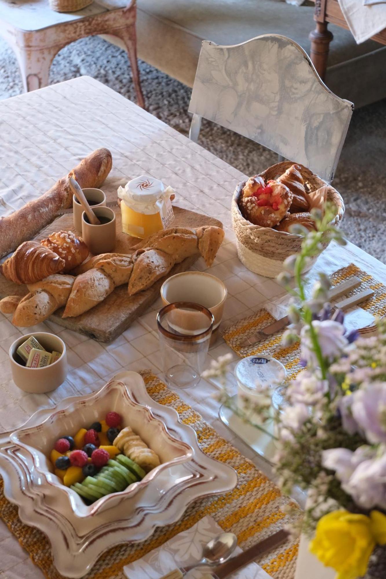 La Petite Parenthese Bed & Breakfast Chaveyriat Екстериор снимка